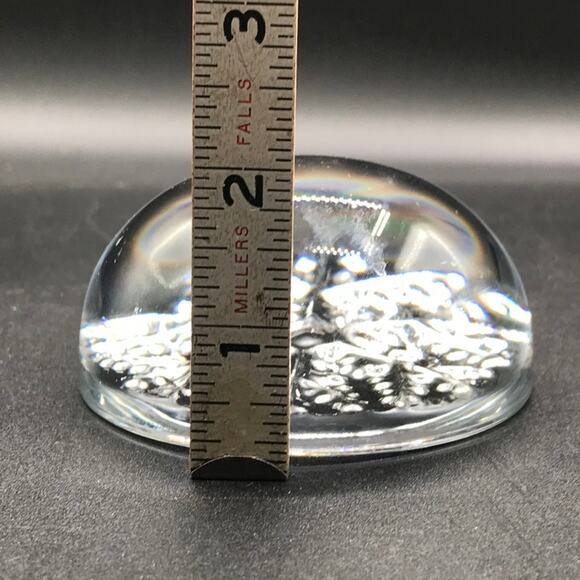 Cristal Snowflake Paperweight Crystal Dome Paperweight France 3 in - Picture 5 of 6